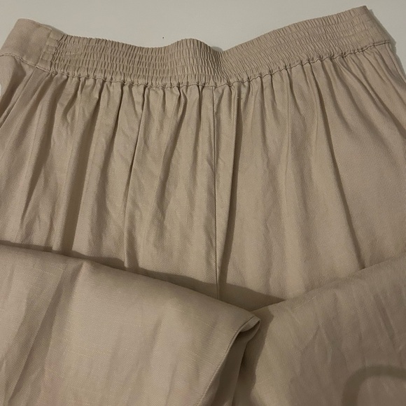 CABI Beige Linen Trouser Pants Traipse Wide Leg Crossover Waist Size 8 - Picture 7 of 10